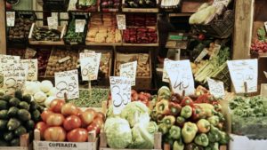 sentiment-tracking-grocery-store